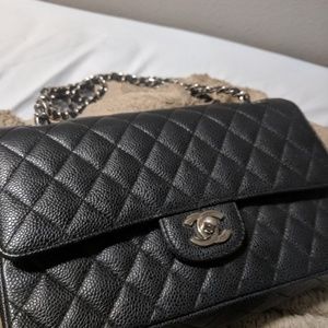 Chanel caviar flap in medium with silver hardware